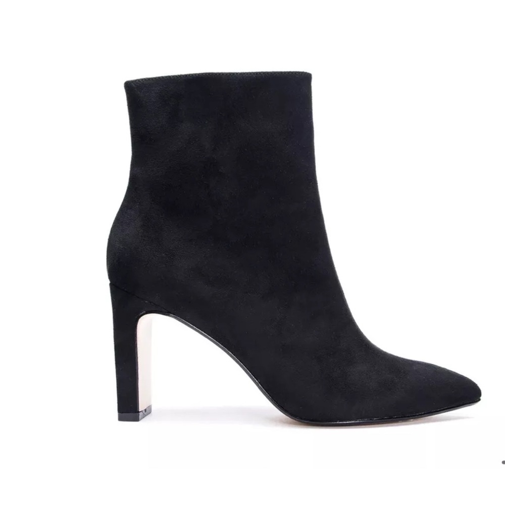 CHINESE LAUNDRY Erin Fine Black Suede Pointed Toe Bootie Size 8